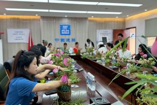 加纳乔收获全场最佳，并调侃霍伊伦：你在生日当天为我准备了礼物